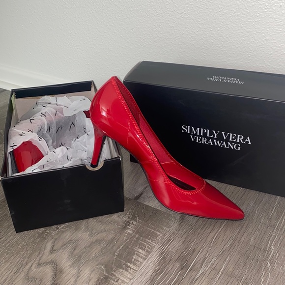 Simply Vera Vera Wang Shoes - NWB Simply Vera Vera Wang “New In Box” Red Pumps